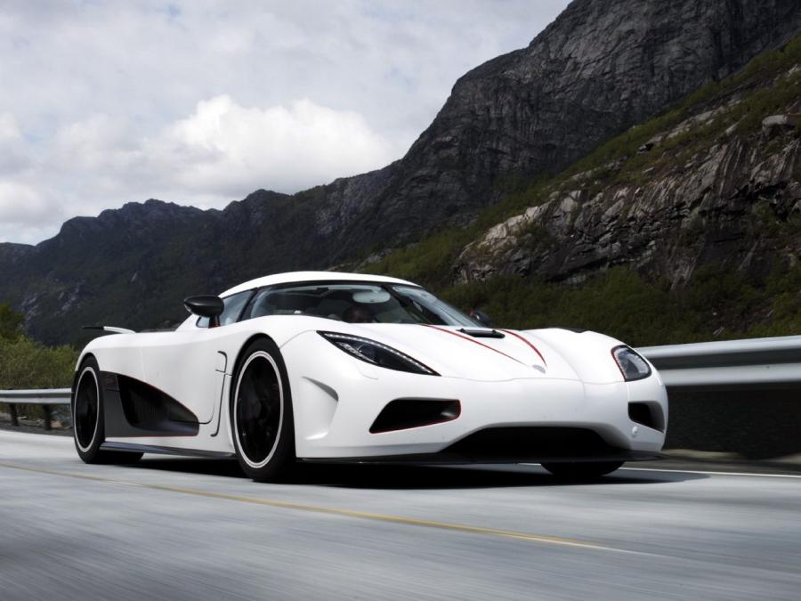  Koenigsegg Agera R 2011 года  (фото 16 из 21)